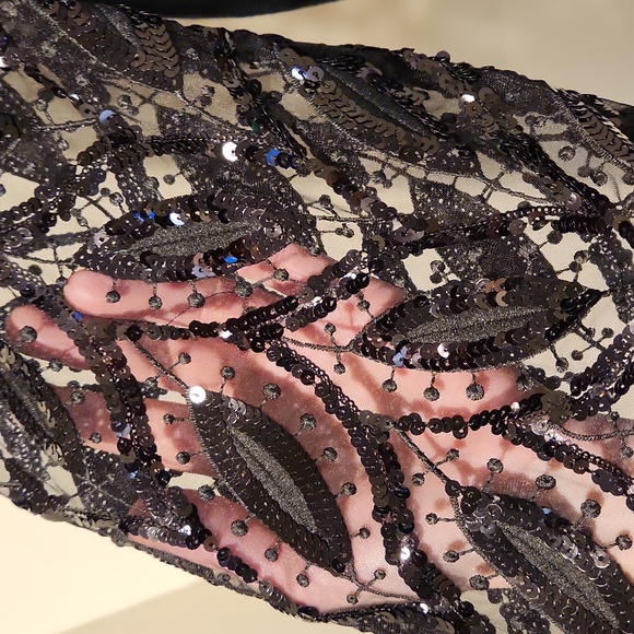 ❤️ ANTHROPOLOGIE MAEVE TASHA SEQUIN LACE SLEEVED SWEATSHIRT, SMALL - Picture 6 of 10